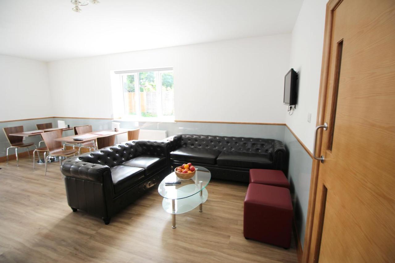 Flexistay Aparthotel Sutton Sutton  Zewnętrze zdjęcie