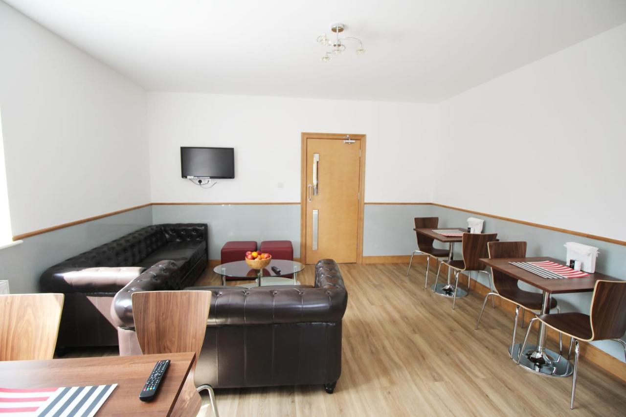Flexistay Aparthotel Sutton Sutton  Zewnętrze zdjęcie