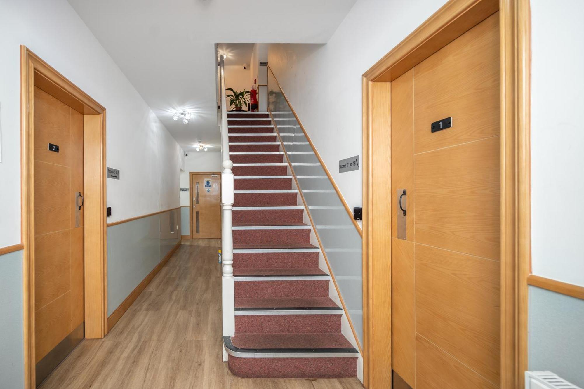 Flexistay Aparthotel Sutton Sutton  Zewnętrze zdjęcie