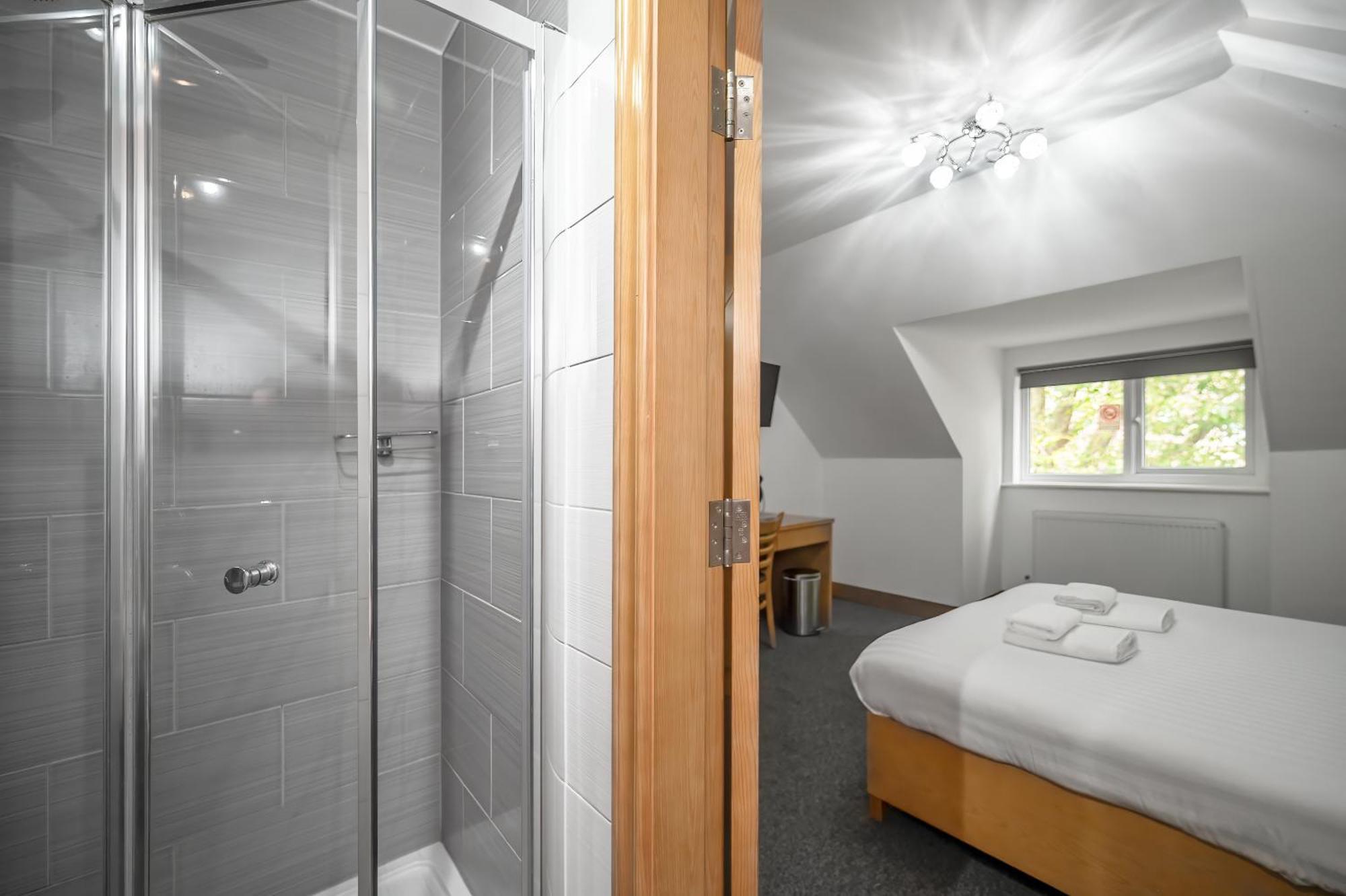Flexistay Aparthotel Sutton Sutton  Zewnętrze zdjęcie