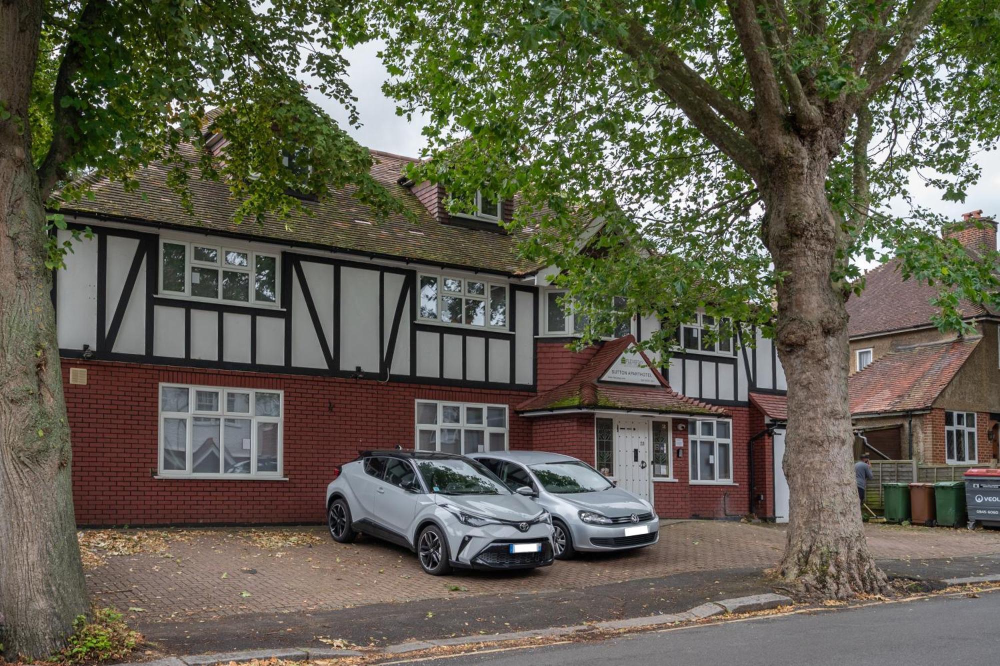 Flexistay Aparthotel Sutton Sutton  Zewnętrze zdjęcie